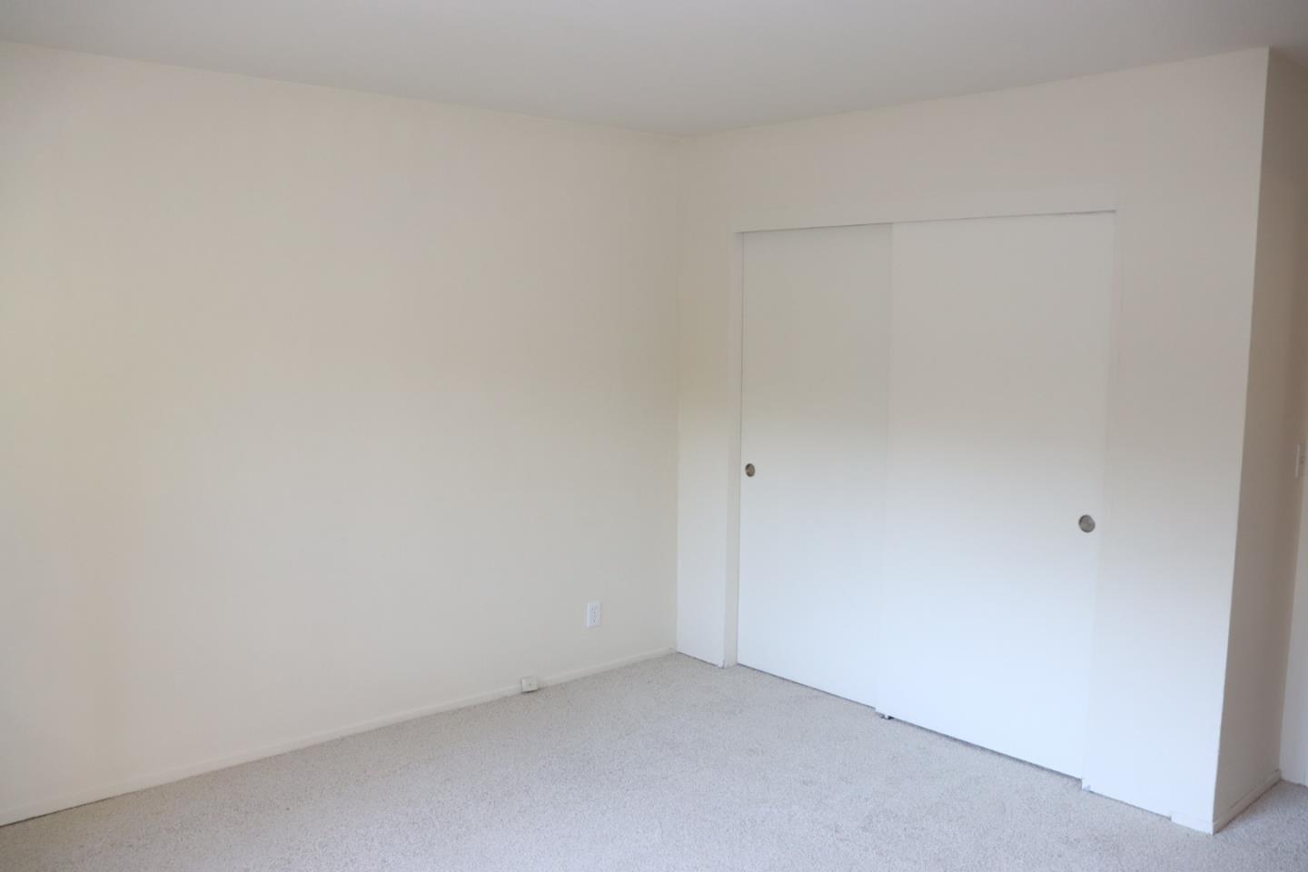 Detail Gallery Image 10 of 19 For 1566 Stone Creek Dr, San Jose,  CA 95132 - 3 Beds | 2 Baths