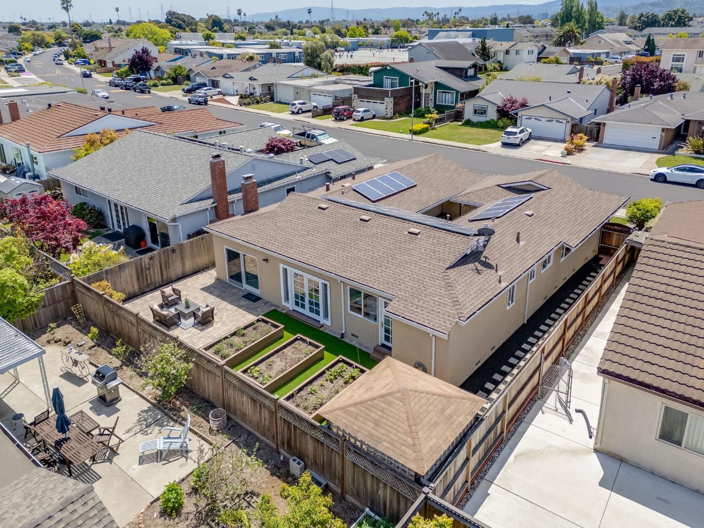 Detail Gallery Image 70 of 72 For 735 Niantic Dr, Foster City,  CA 94404 - 4 Beds | 2 Baths