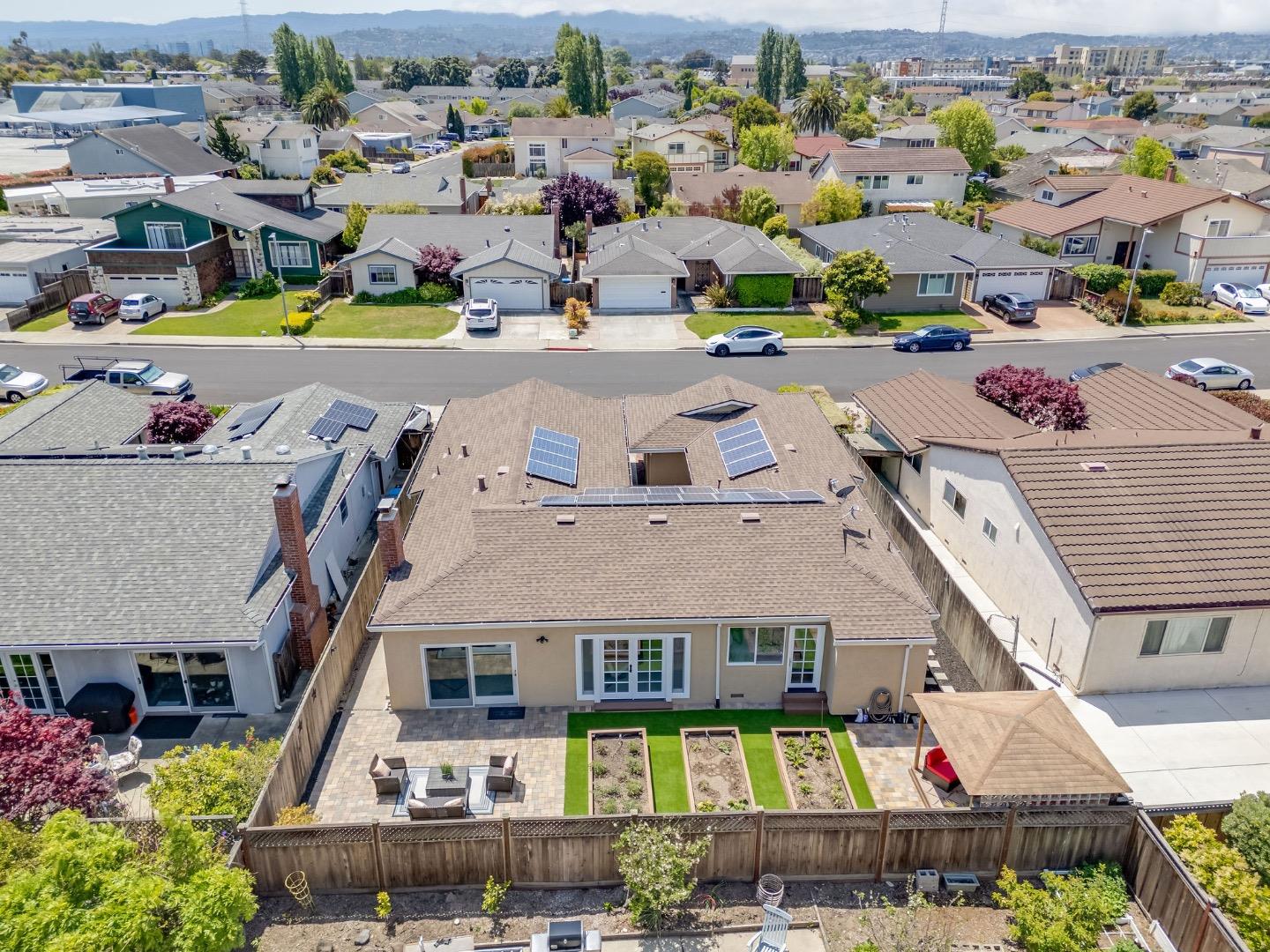 Detail Gallery Image 71 of 72 For 735 Niantic Dr, Foster City,  CA 94404 - 4 Beds | 2 Baths