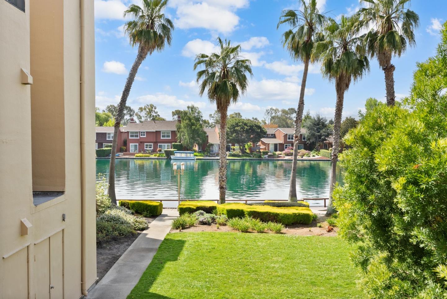 Detail Gallery Image 23 of 58 For 912 Beach Park Blvd #92,  Foster City,  CA 94404 - 1 Beds | 1 Baths