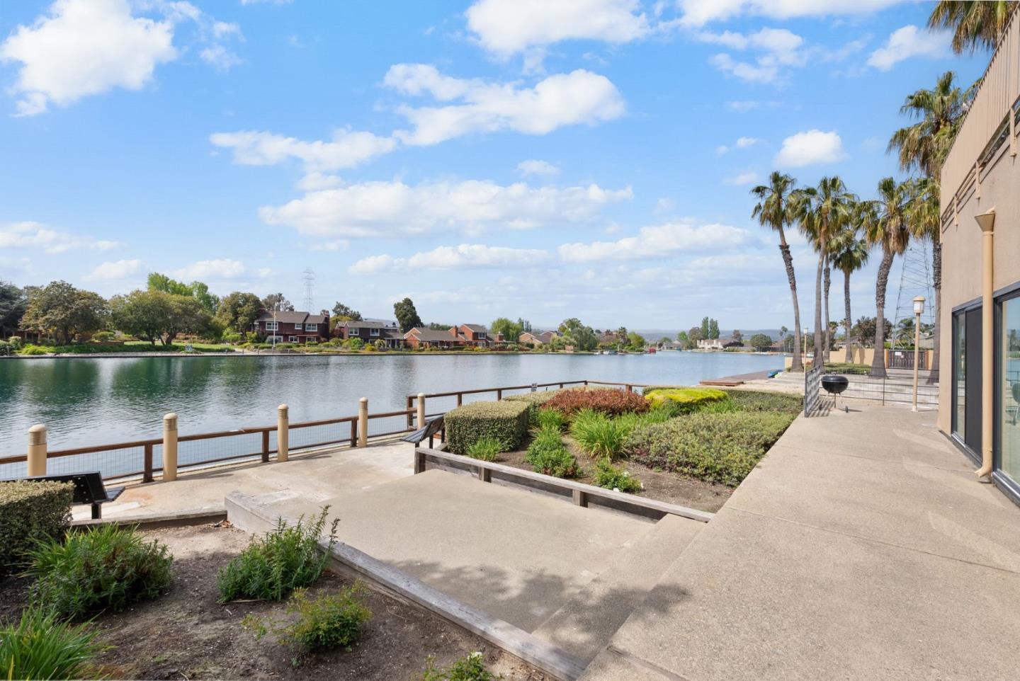 Detail Gallery Image 30 of 58 For 912 Beach Park Blvd #92,  Foster City,  CA 94404 - 1 Beds | 1 Baths