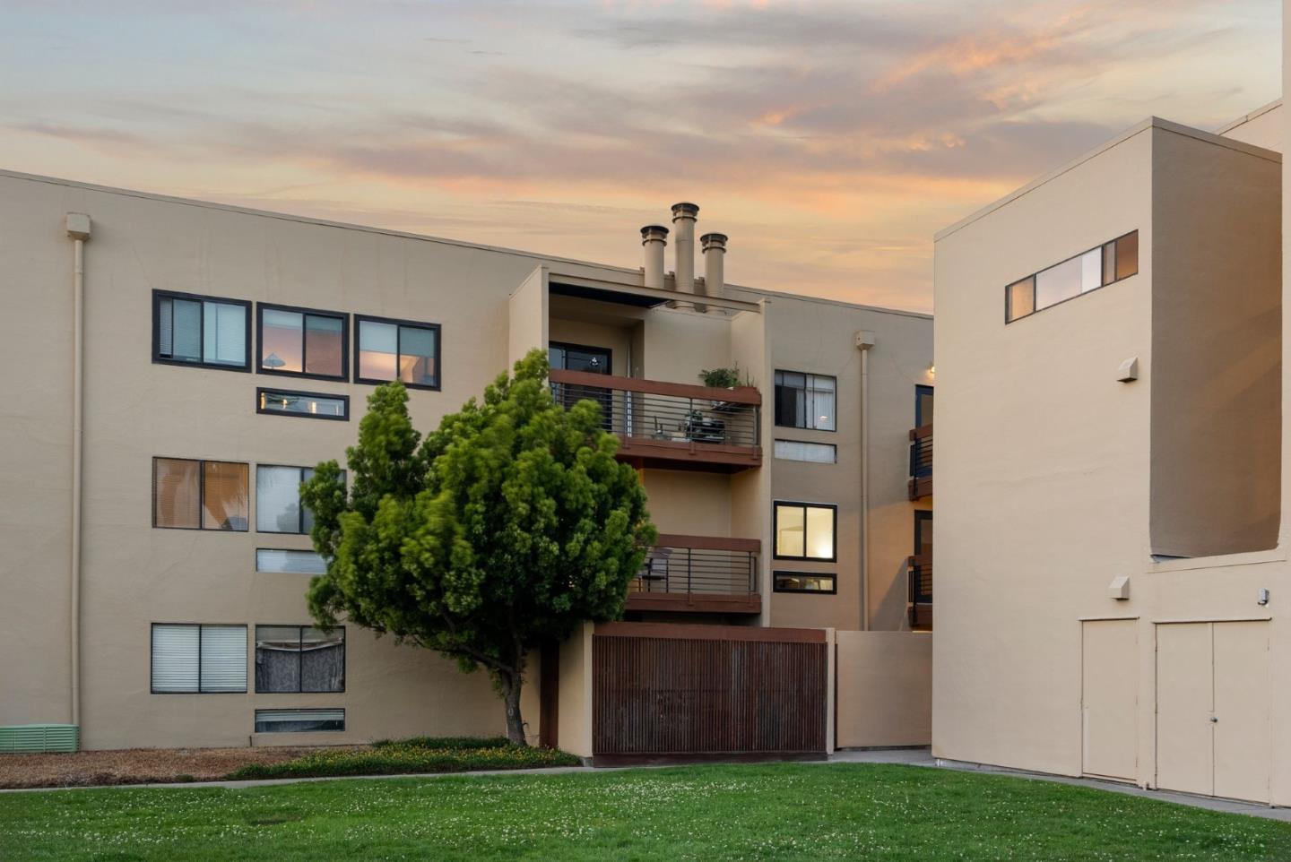 Detail Gallery Image 55 of 58 For 912 Beach Park Blvd #92,  Foster City,  CA 94404 - 1 Beds | 1 Baths