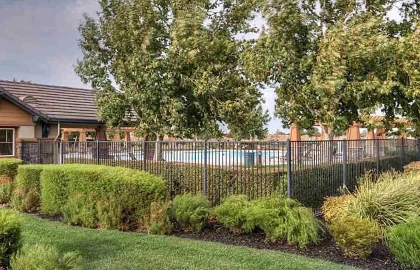 Detail Gallery Image 8 of 8 For 346 Watchtide Way, Oakley,  CA 94561 - 3 Beds | 2 Baths