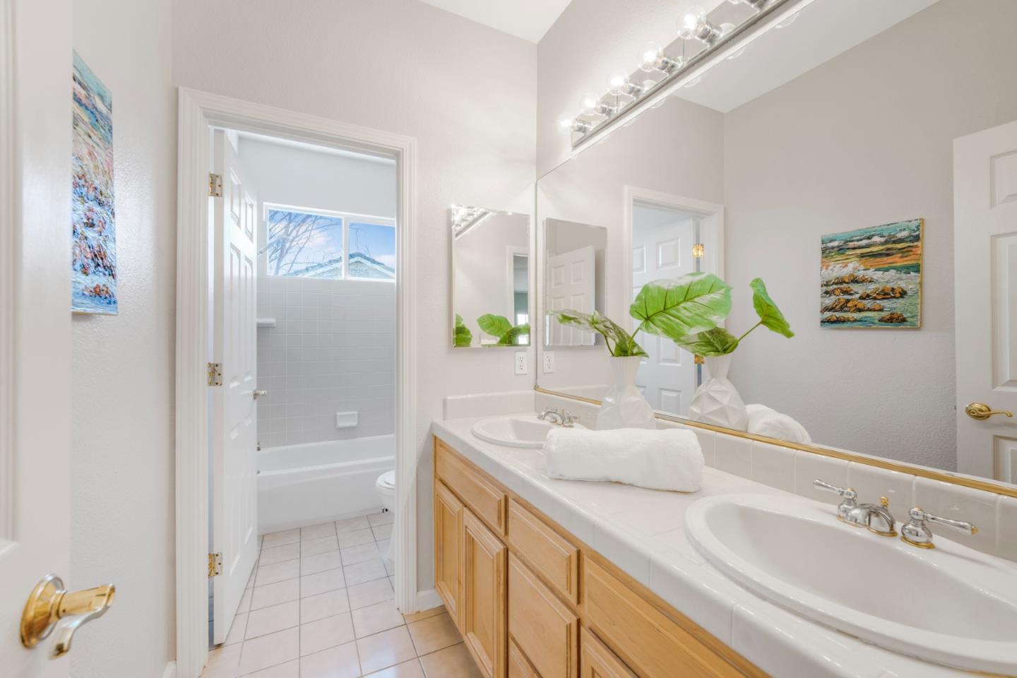 Detail Gallery Image 26 of 39 For 1429 Goshawk Ct, Gilroy,  CA 95020 - 4 Beds | 3 Baths