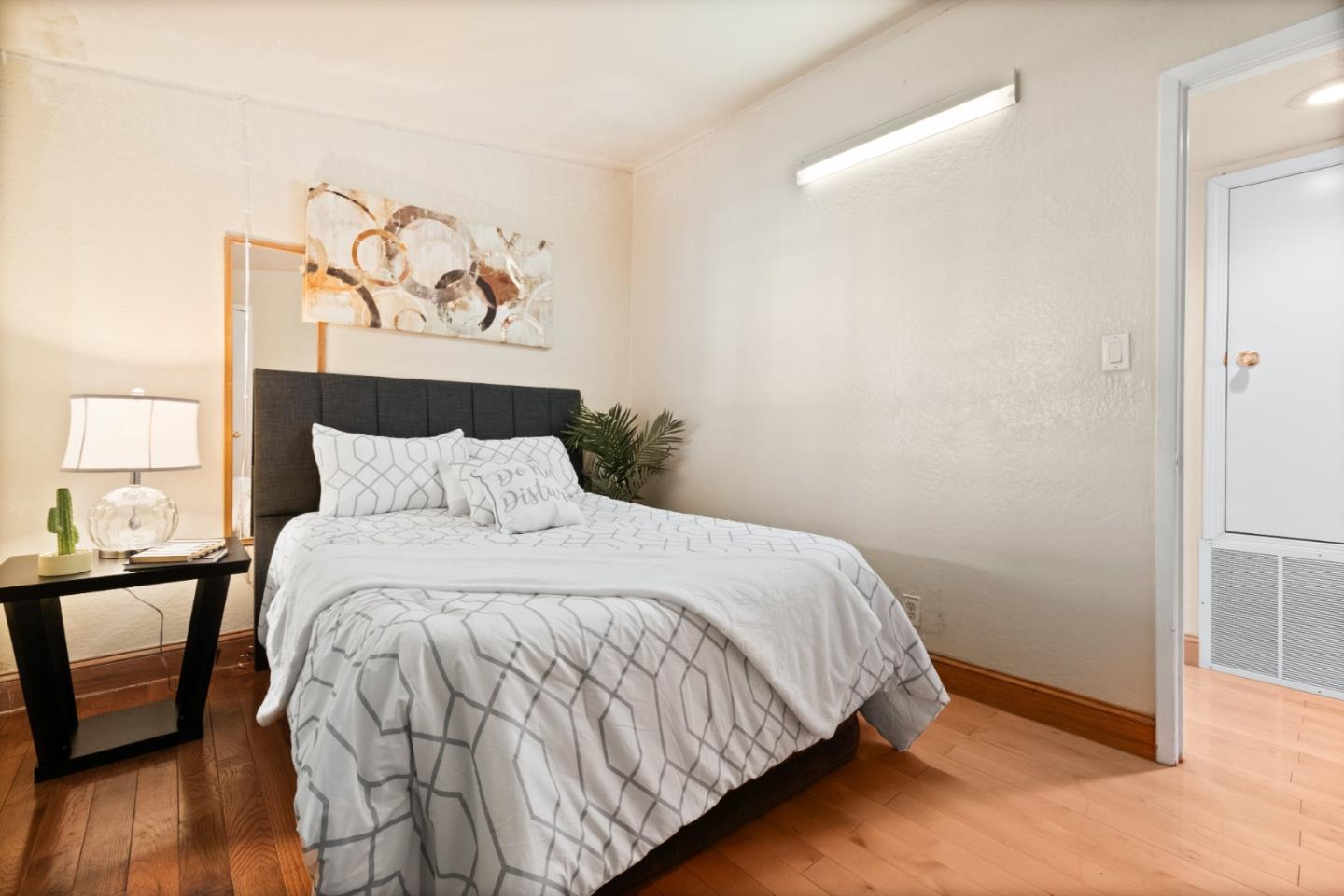 Detail Gallery Image 13 of 23 For 1919 S King Rd, San Jose,  CA 95122 - 3 Beds | 2 Baths