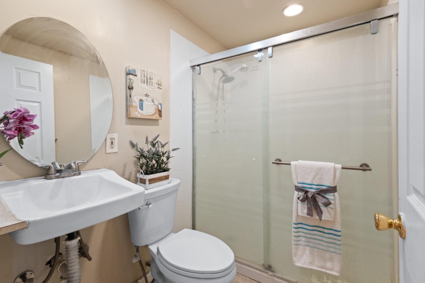 Detail Gallery Image 16 of 23 For 1919 S King Rd, San Jose,  CA 95122 - 3 Beds | 2 Baths
