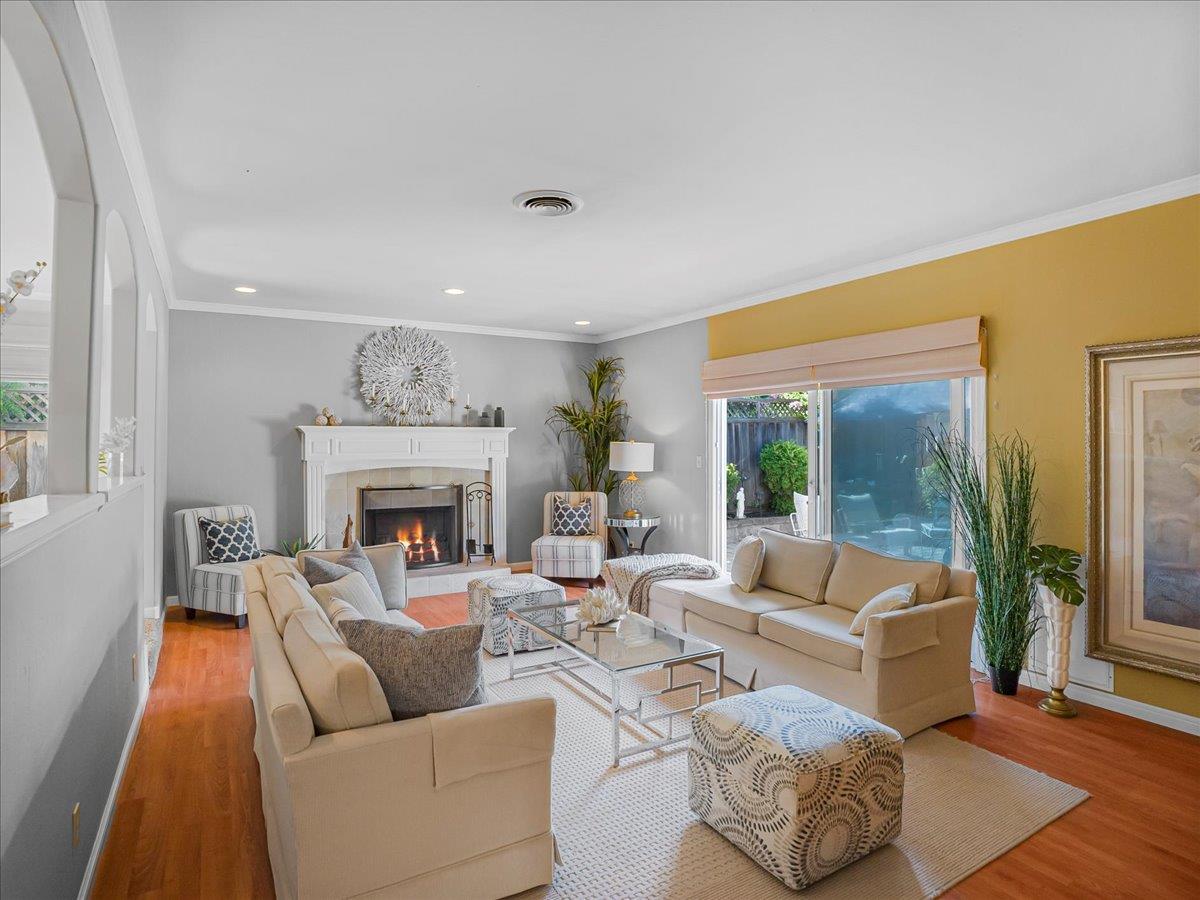 Detail Gallery Image 11 of 48 For 4640 Piper Dr, San Jose,  CA 95129 - 3 Beds | 2 Baths