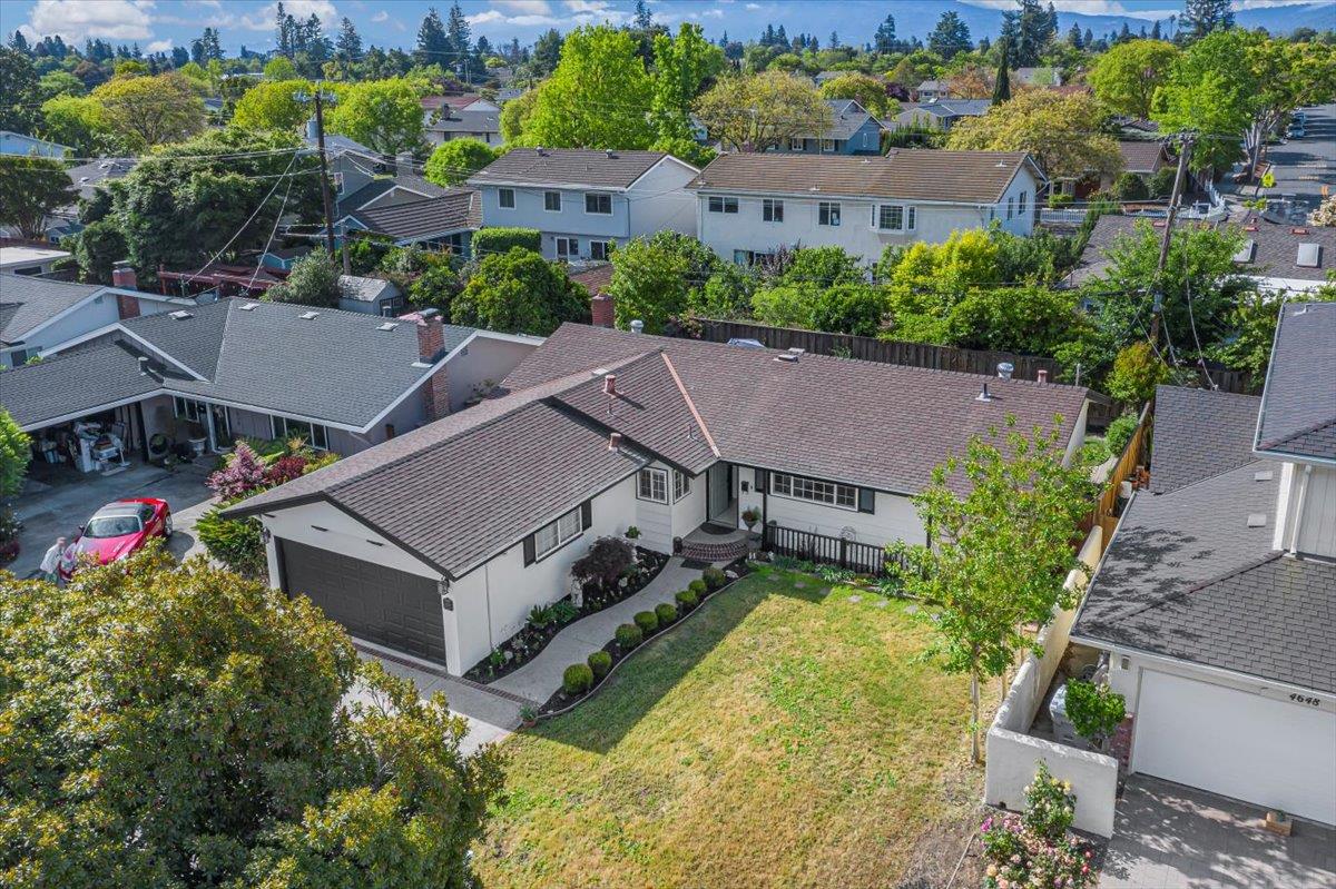 Detail Gallery Image 2 of 48 For 4640 Piper Dr, San Jose,  CA 95129 - 3 Beds | 2 Baths