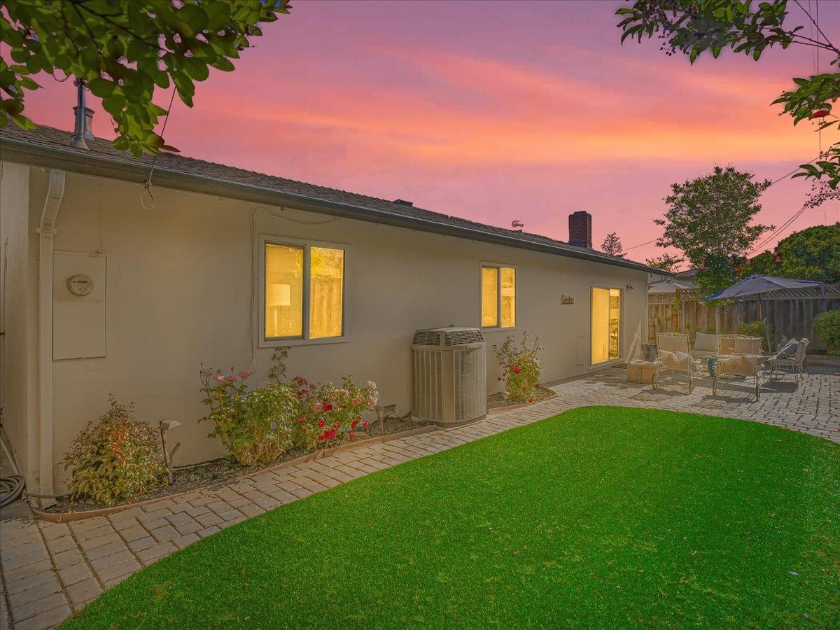 Detail Gallery Image 5 of 48 For 4640 Piper Dr, San Jose,  CA 95129 - 3 Beds | 2 Baths