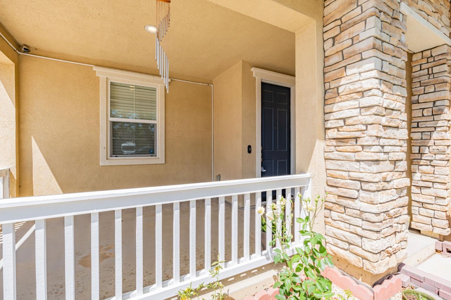 Detail Gallery Image 4 of 59 For 261 Cherry Blossom Ln, Patterson,  CA 95363 - 5 Beds | 3 Baths