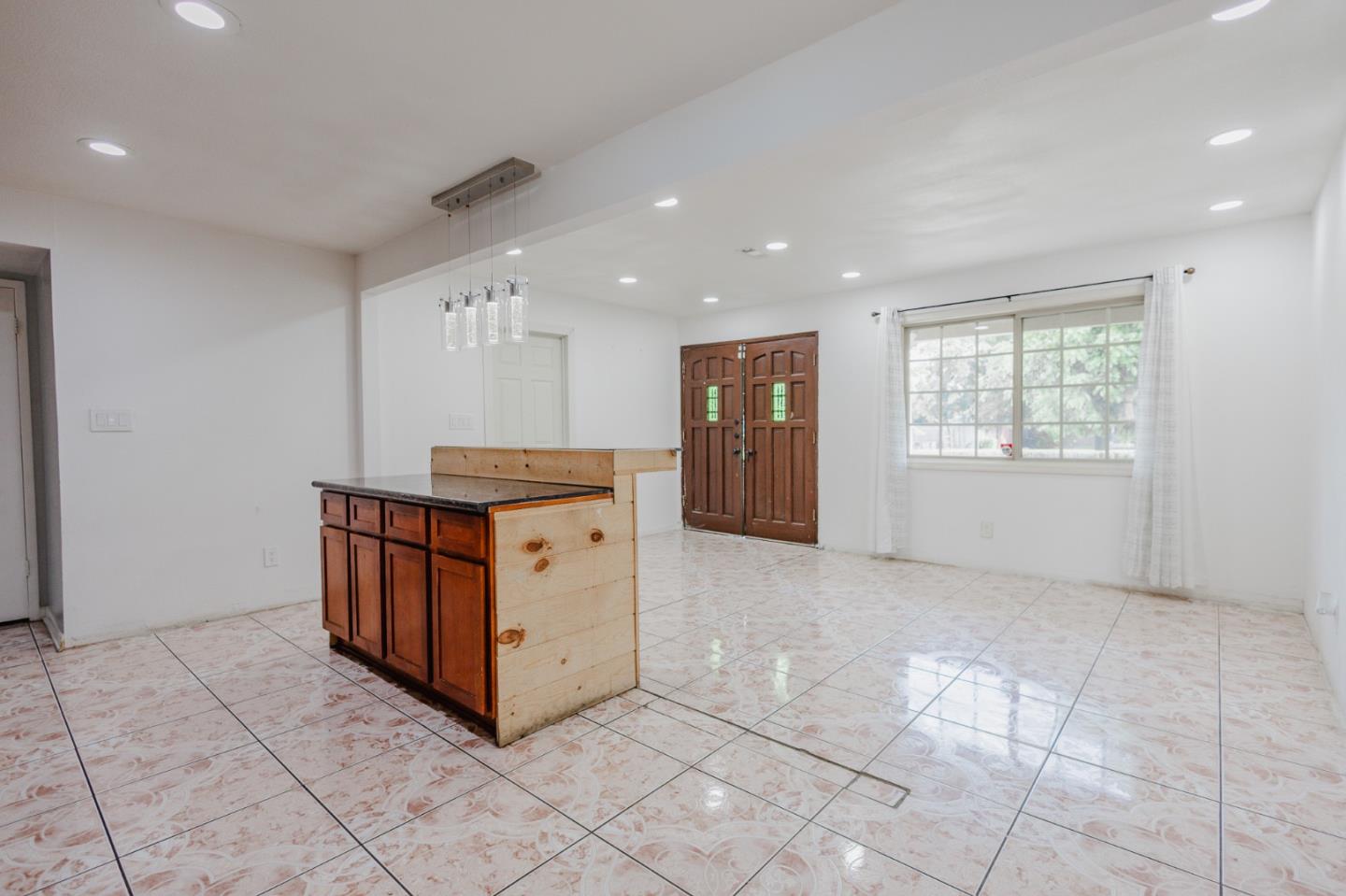 Detail Gallery Image 21 of 40 For 2201 Portola Ave, Stockton,  CA 95209 - 4 Beds | 2 Baths