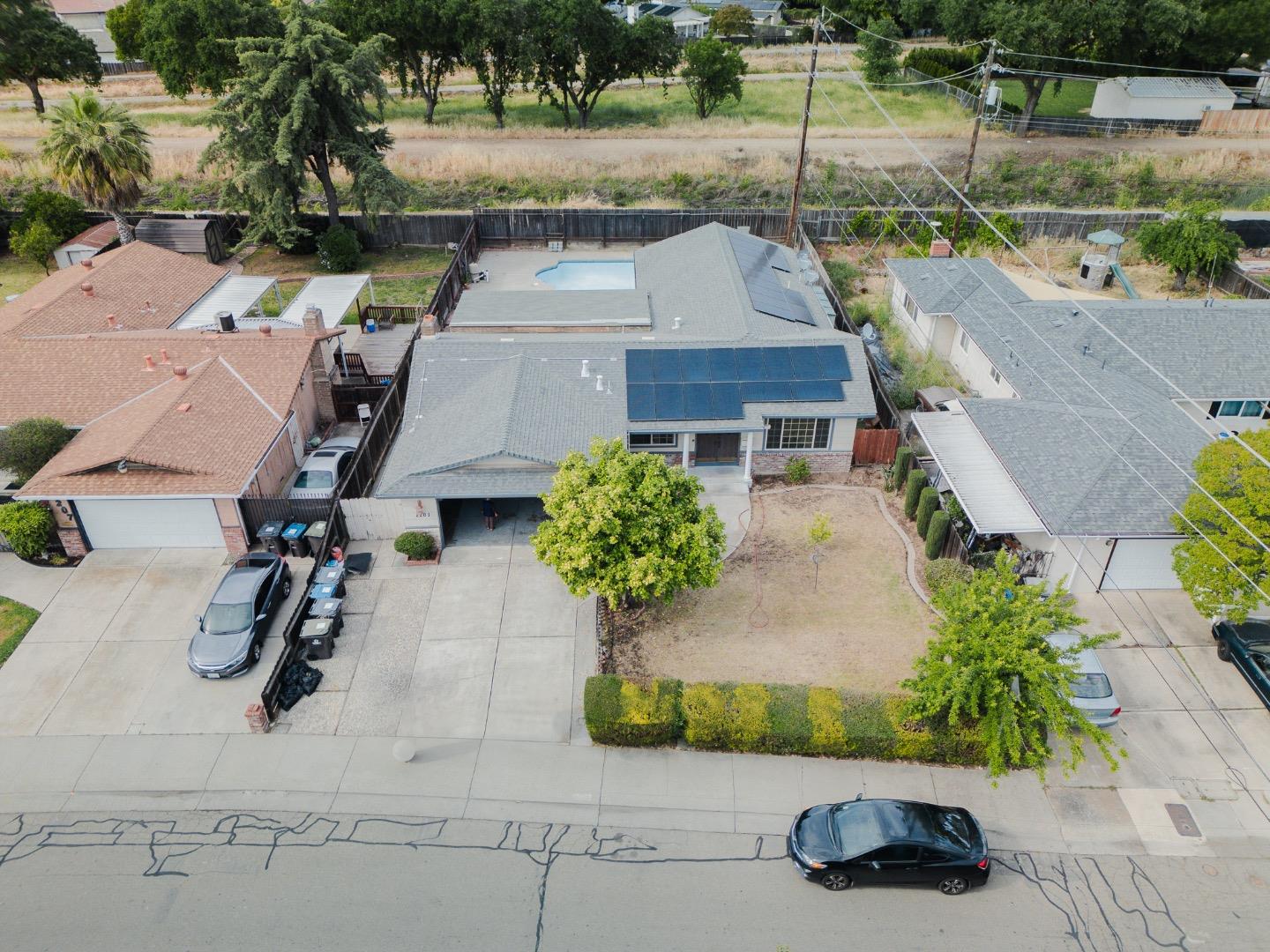 Detail Gallery Image 37 of 40 For 2201 Portola Ave, Stockton,  CA 95209 - 4 Beds | 2 Baths
