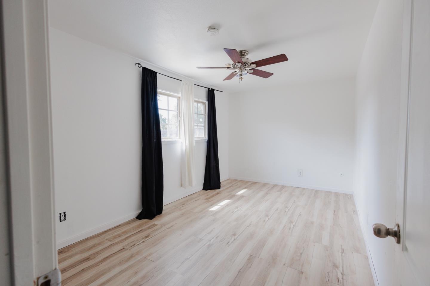 Detail Gallery Image 6 of 40 For 2201 Portola Ave, Stockton,  CA 95209 - 4 Beds | 2 Baths