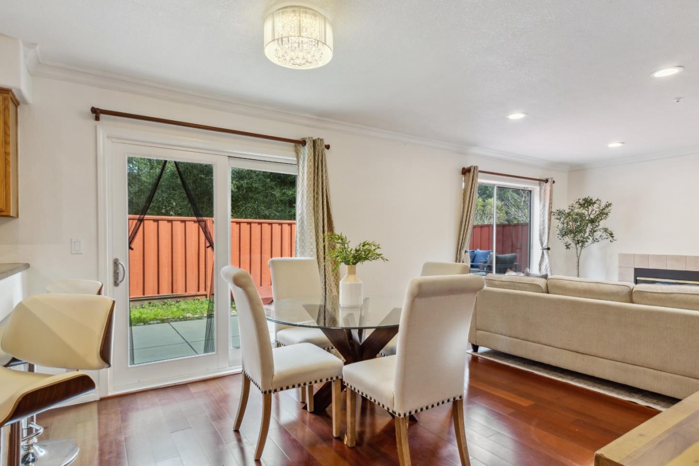 Detail Gallery Image 10 of 46 For 574 Skypark Dr, Scotts Valley,  CA 95066 - 3 Beds | 2/1 Baths
