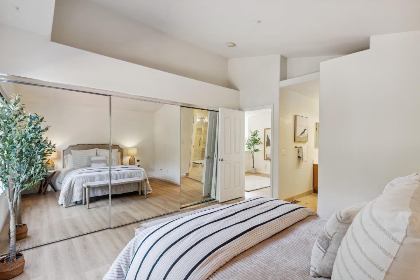 Detail Gallery Image 18 of 46 For 574 Skypark Dr, Scotts Valley,  CA 95066 - 3 Beds | 2/1 Baths