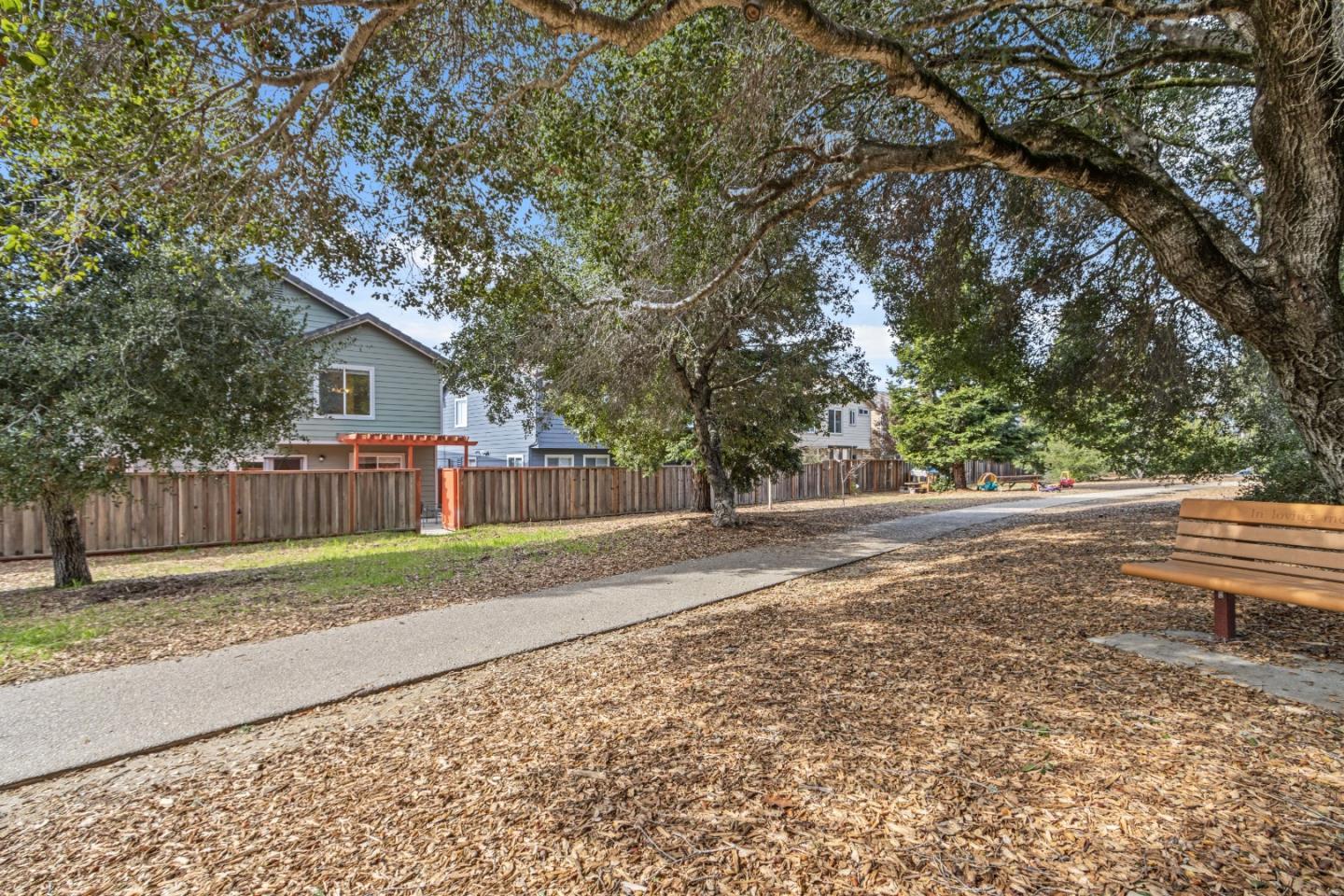 Detail Gallery Image 37 of 46 For 574 Skypark Dr, Scotts Valley,  CA 95066 - 3 Beds | 2/1 Baths