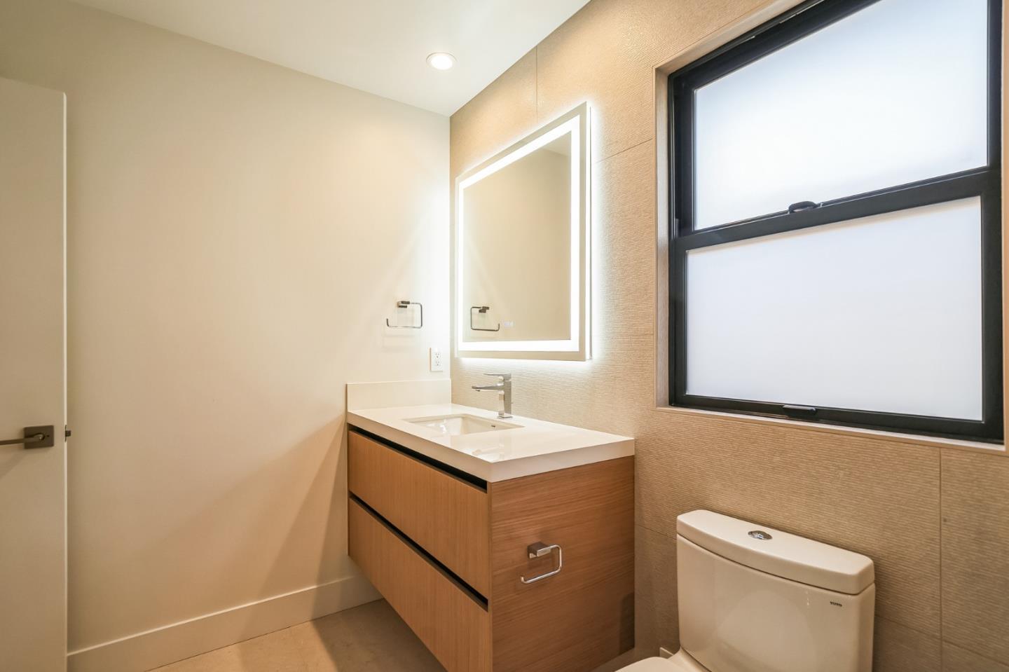 Detail Gallery Image 8 of 18 For 288 Belblossom Way, Los Gatos,  CA 95032 - 1 Beds | 1 Baths