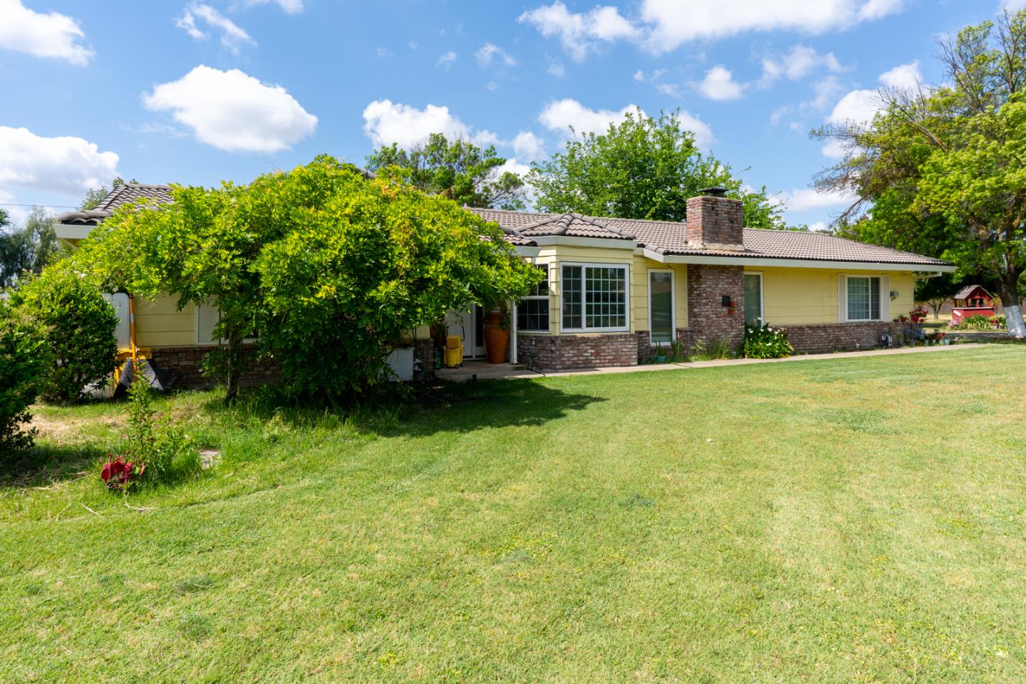 Detail Gallery Image 2 of 70 For 2965 Dunn Rd, Merced,  CA 95340 - 3 Beds | 2 Baths