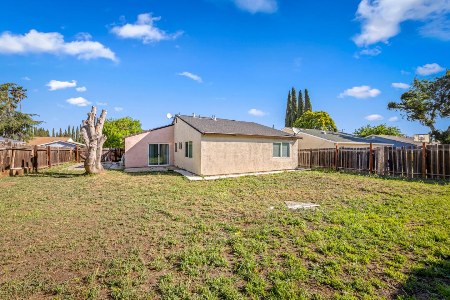 Detail Gallery Image 24 of 29 For 22 Merrimac Pl, Pittsburg,  CA 94565 - 3 Beds | 1/1 Baths