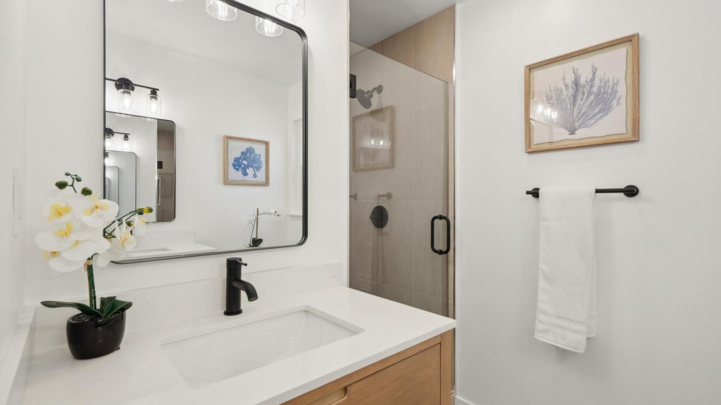 Detail Gallery Image 19 of 33 For 1121 Monica Ln, San Jose,  CA 95128 - 4 Beds | 2/1 Baths