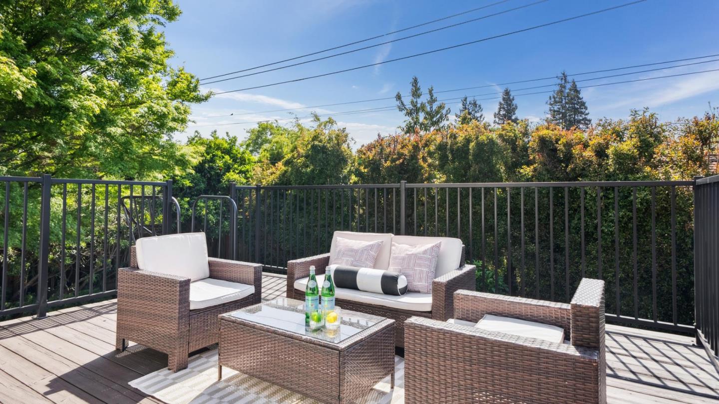 Detail Gallery Image 22 of 33 For 1121 Monica Ln, San Jose,  CA 95128 - 4 Beds | 2/1 Baths