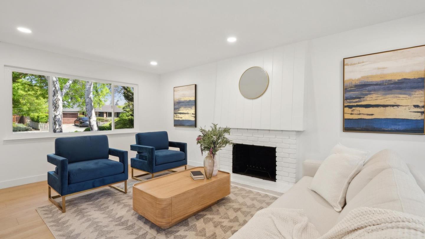 Detail Gallery Image 4 of 33 For 1121 Monica Ln, San Jose,  CA 95128 - 4 Beds | 2/1 Baths