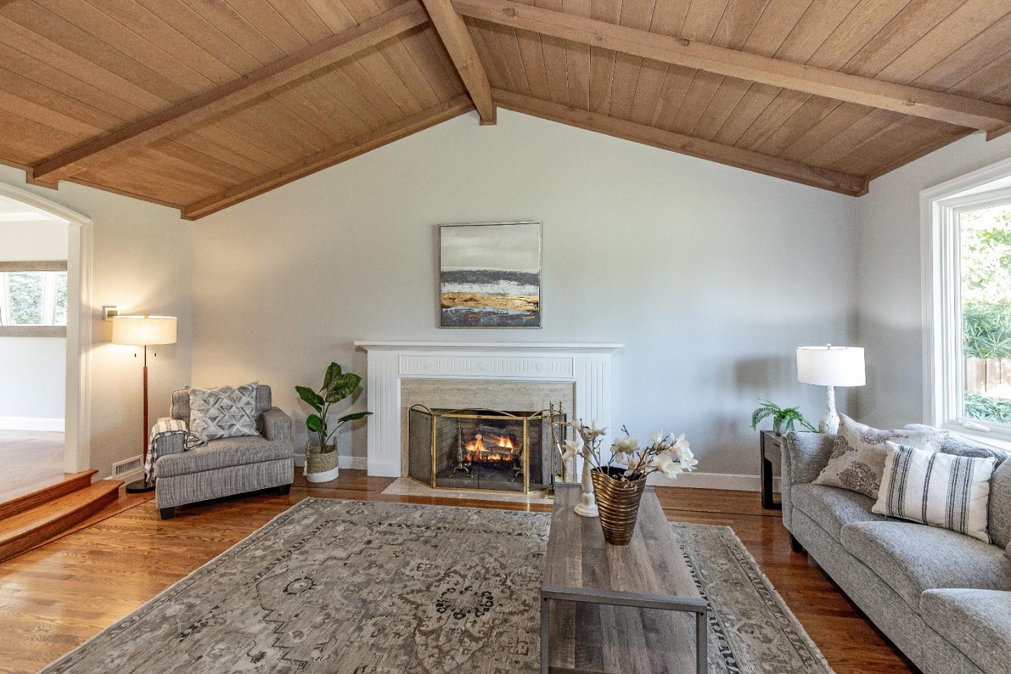 Detail Gallery Image 13 of 51 For 12420 Sheridan Cir, Saratoga,  CA 95070 - 4 Beds | 3 Baths