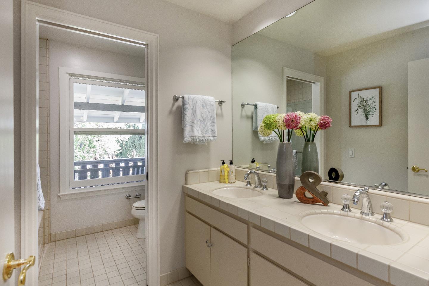 Detail Gallery Image 35 of 51 For 12420 Sheridan Cir, Saratoga,  CA 95070 - 4 Beds | 3 Baths