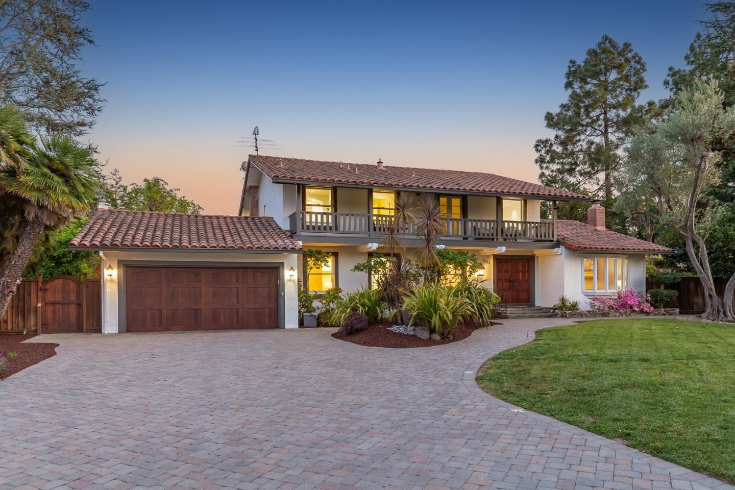 Detail Gallery Image 4 of 51 For 12420 Sheridan Cir, Saratoga,  CA 95070 - 4 Beds | 3 Baths