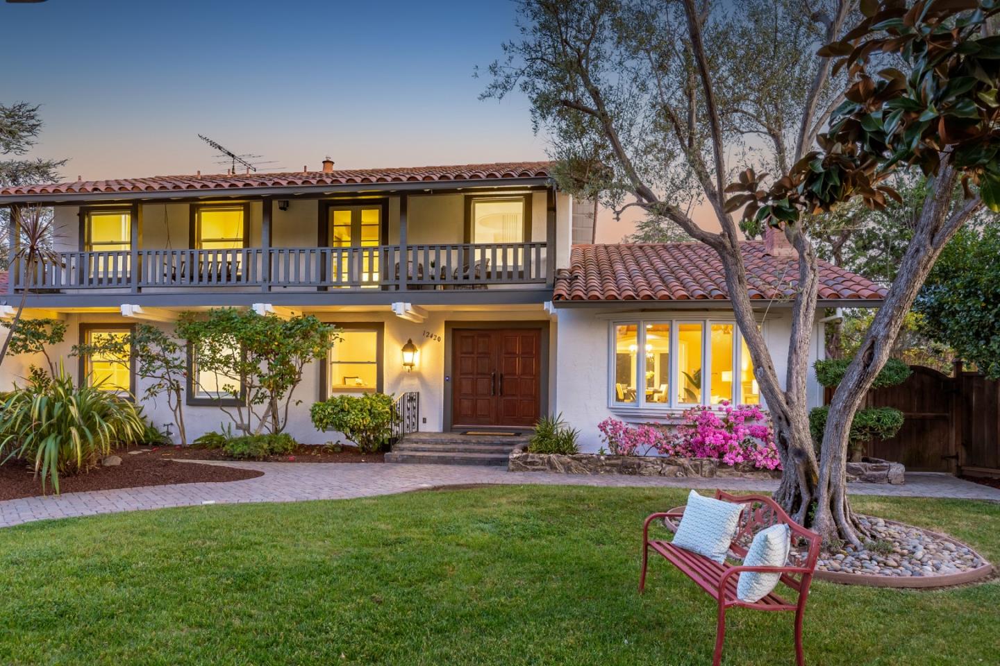 Detail Gallery Image 6 of 51 For 12420 Sheridan Cir, Saratoga,  CA 95070 - 4 Beds | 3 Baths