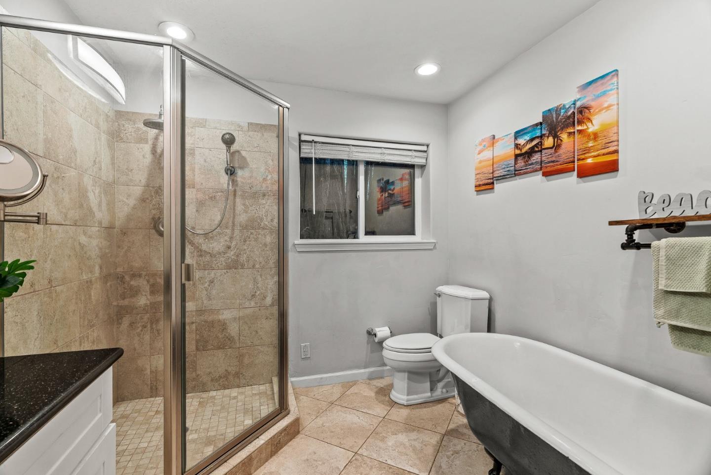 Detail Gallery Image 22 of 33 For 18460 Circle Dr, Los Gatos,  CA 95033 - 2 Beds | 2 Baths