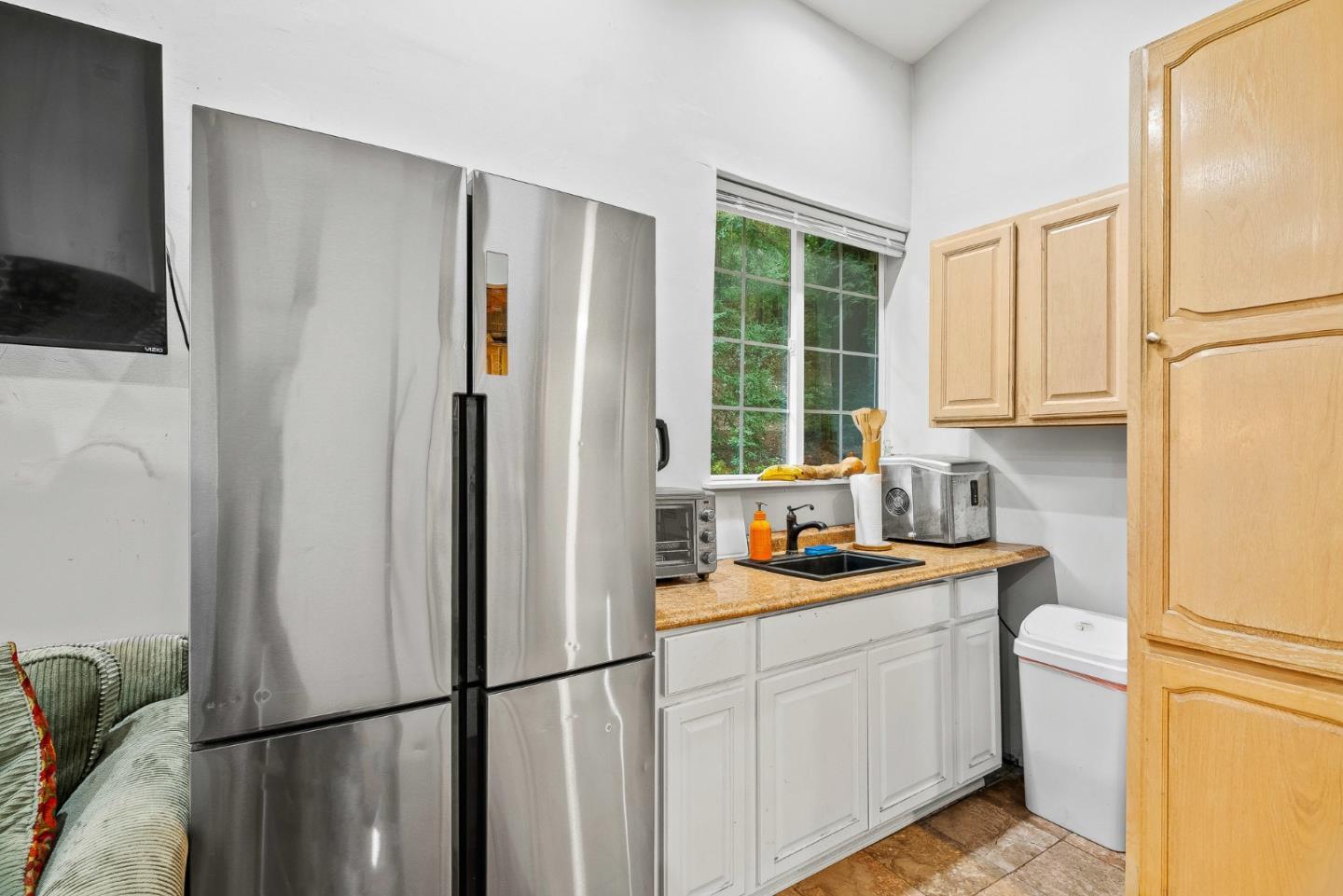 Detail Gallery Image 29 of 33 For 18460 Circle Dr, Los Gatos,  CA 95033 - 2 Beds | 2 Baths