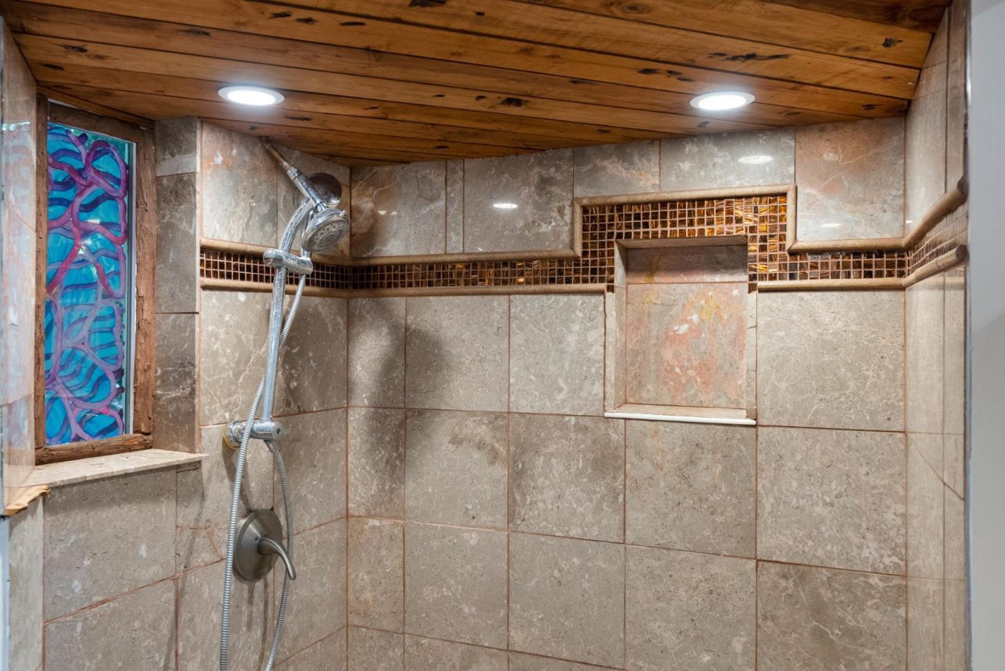 Detail Gallery Image 32 of 33 For 18460 Circle Dr, Los Gatos,  CA 95033 - 2 Beds | 2 Baths