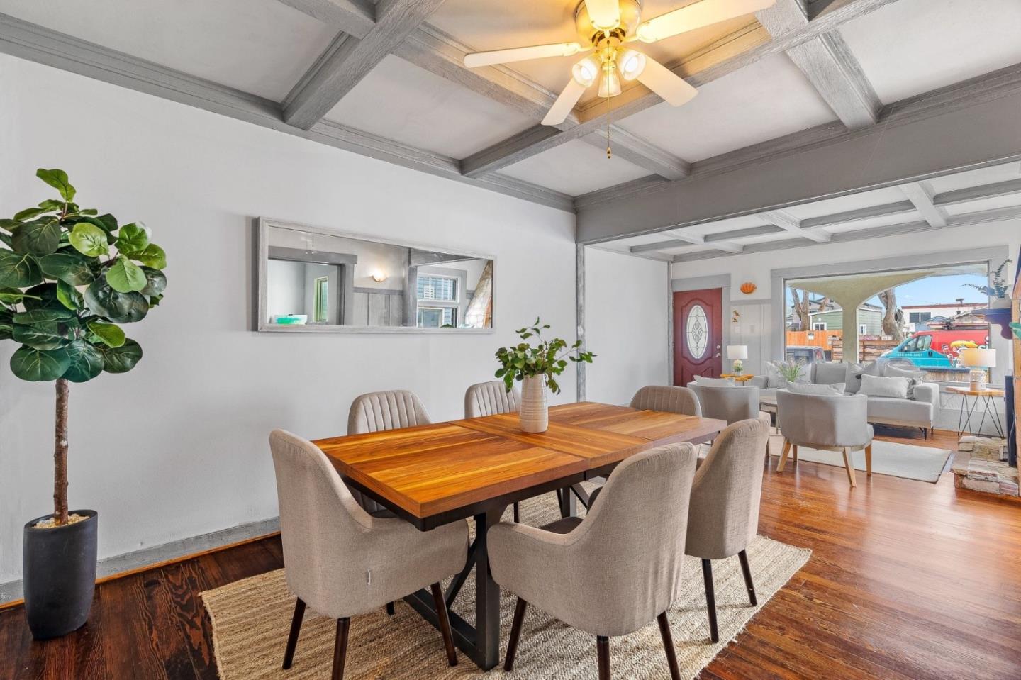 Detail Gallery Image 16 of 54 For 15 Salada Ave, Pacifica,  CA 94044 - 4 Beds | 3 Baths