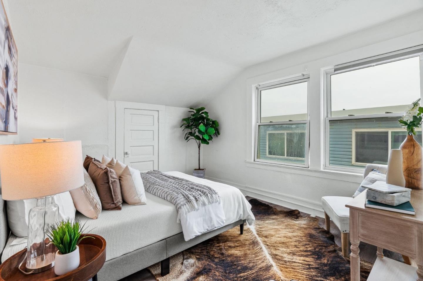 Detail Gallery Image 29 of 54 For 15 Salada Ave, Pacifica,  CA 94044 - 4 Beds | 3 Baths
