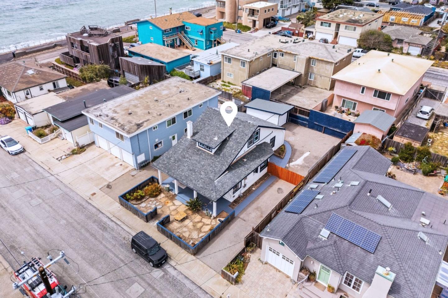 Detail Gallery Image 39 of 54 For 15 Salada Ave, Pacifica,  CA 94044 - 4 Beds | 3 Baths