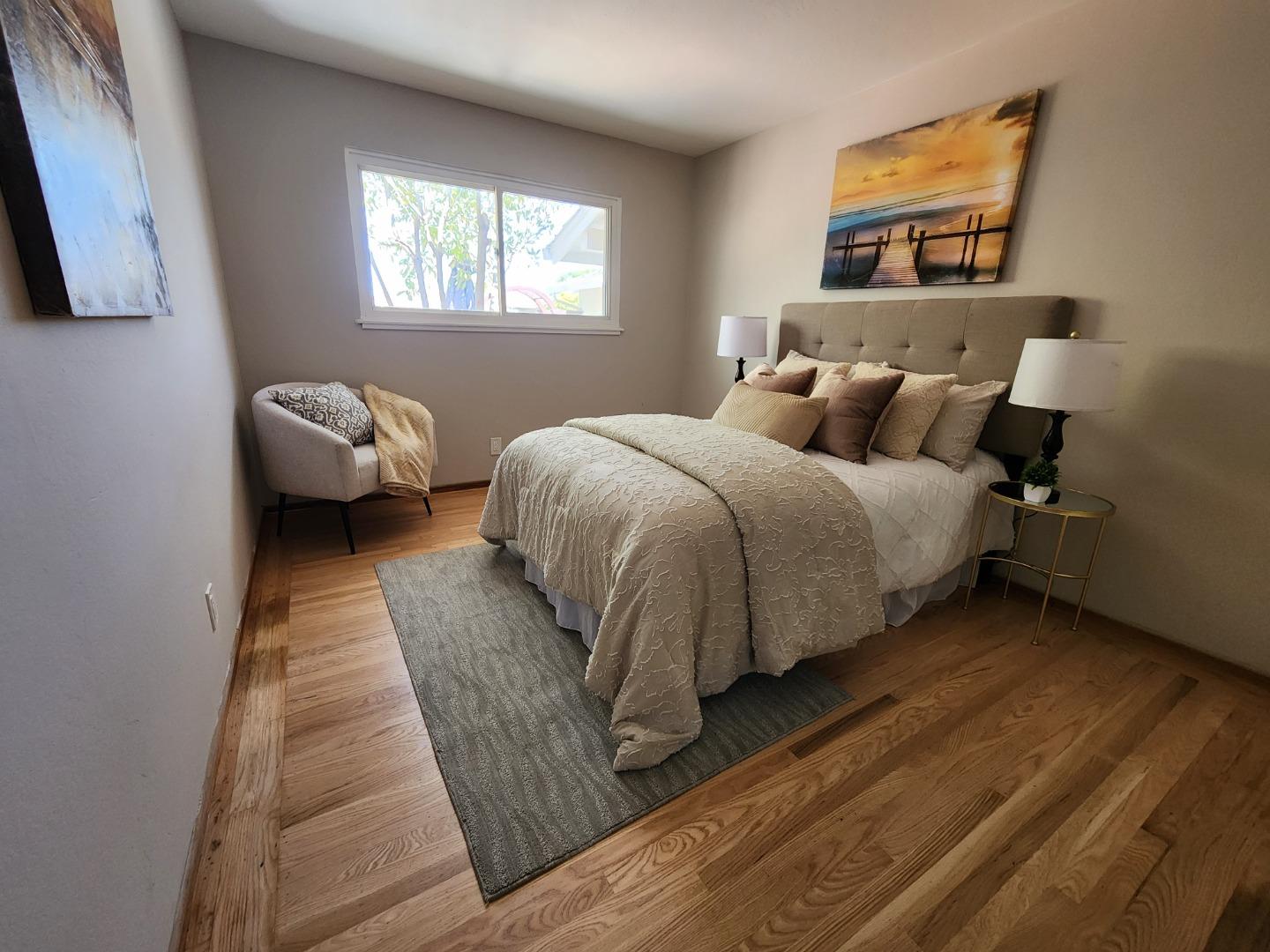 Detail Gallery Image 8 of 13 For 20 Tioga Way, Belmont,  CA 94002 - 3 Beds | 2 Baths