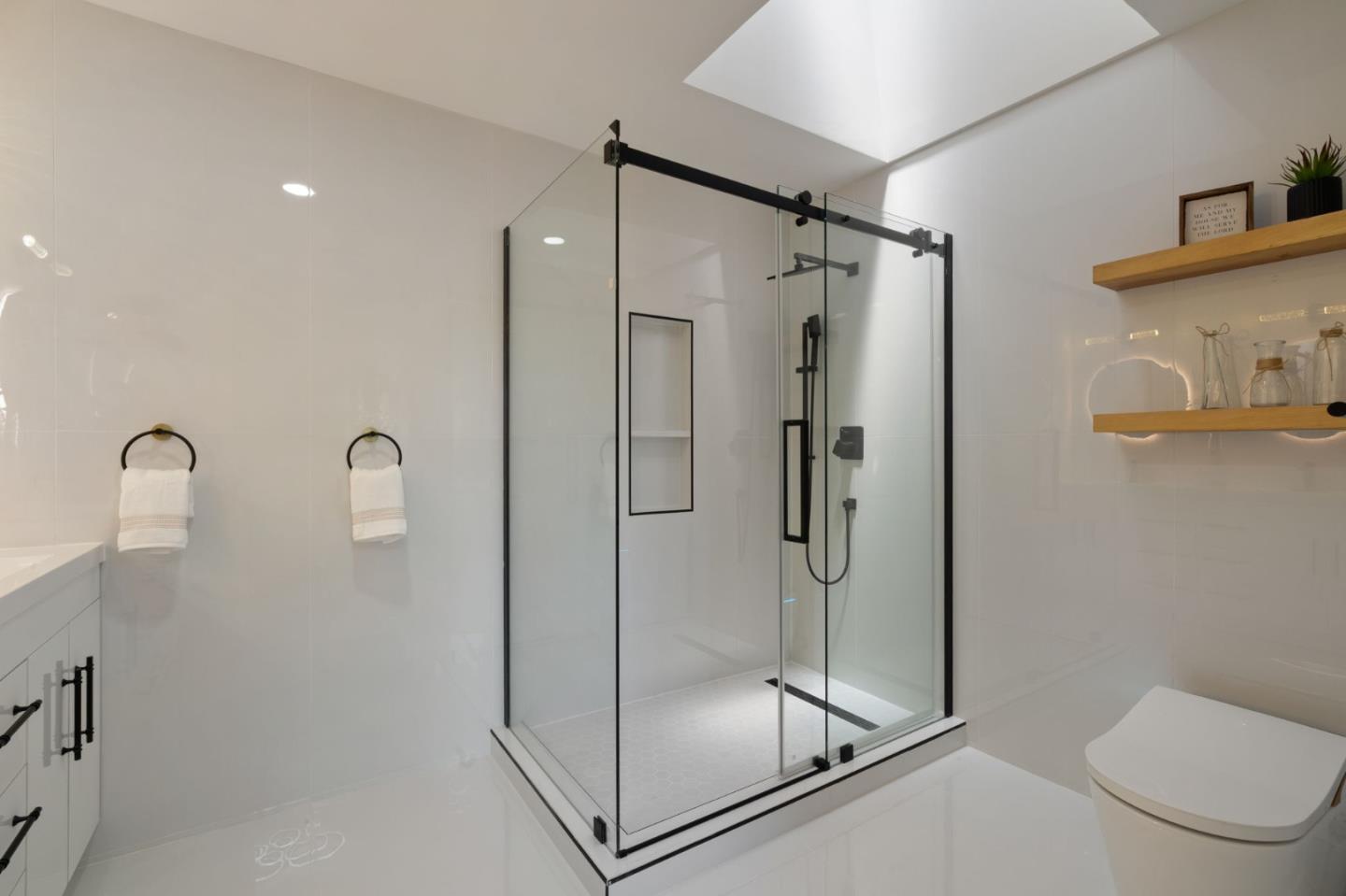 Detail Gallery Image 27 of 39 For 3516 Cuesta Dr, San Jose,  CA 95148 - 3 Beds | 2 Baths
