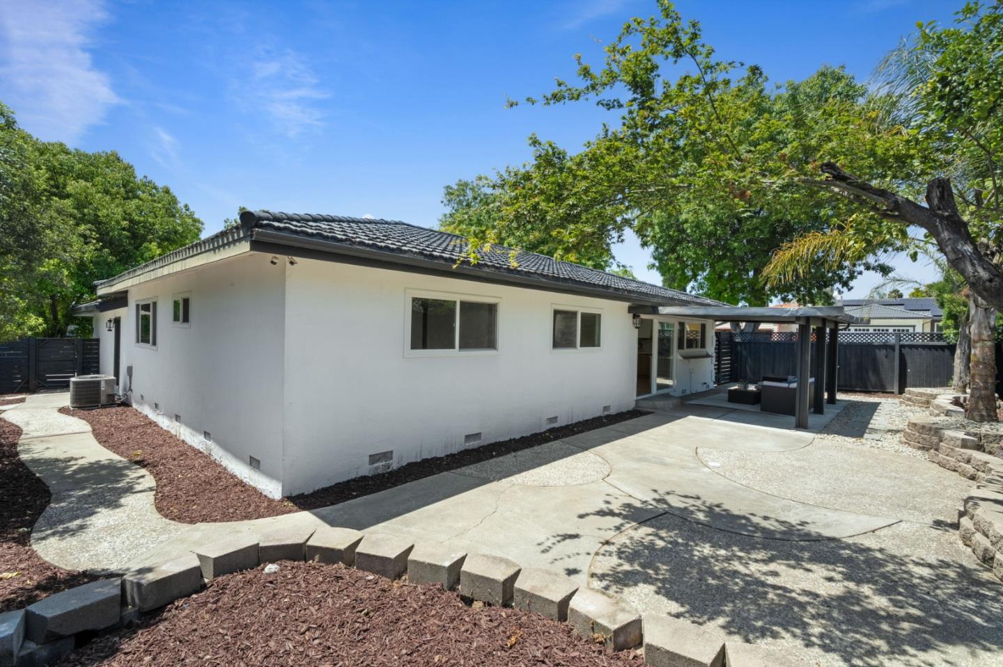 Detail Gallery Image 32 of 39 For 3516 Cuesta Dr, San Jose,  CA 95148 - 3 Beds | 2 Baths