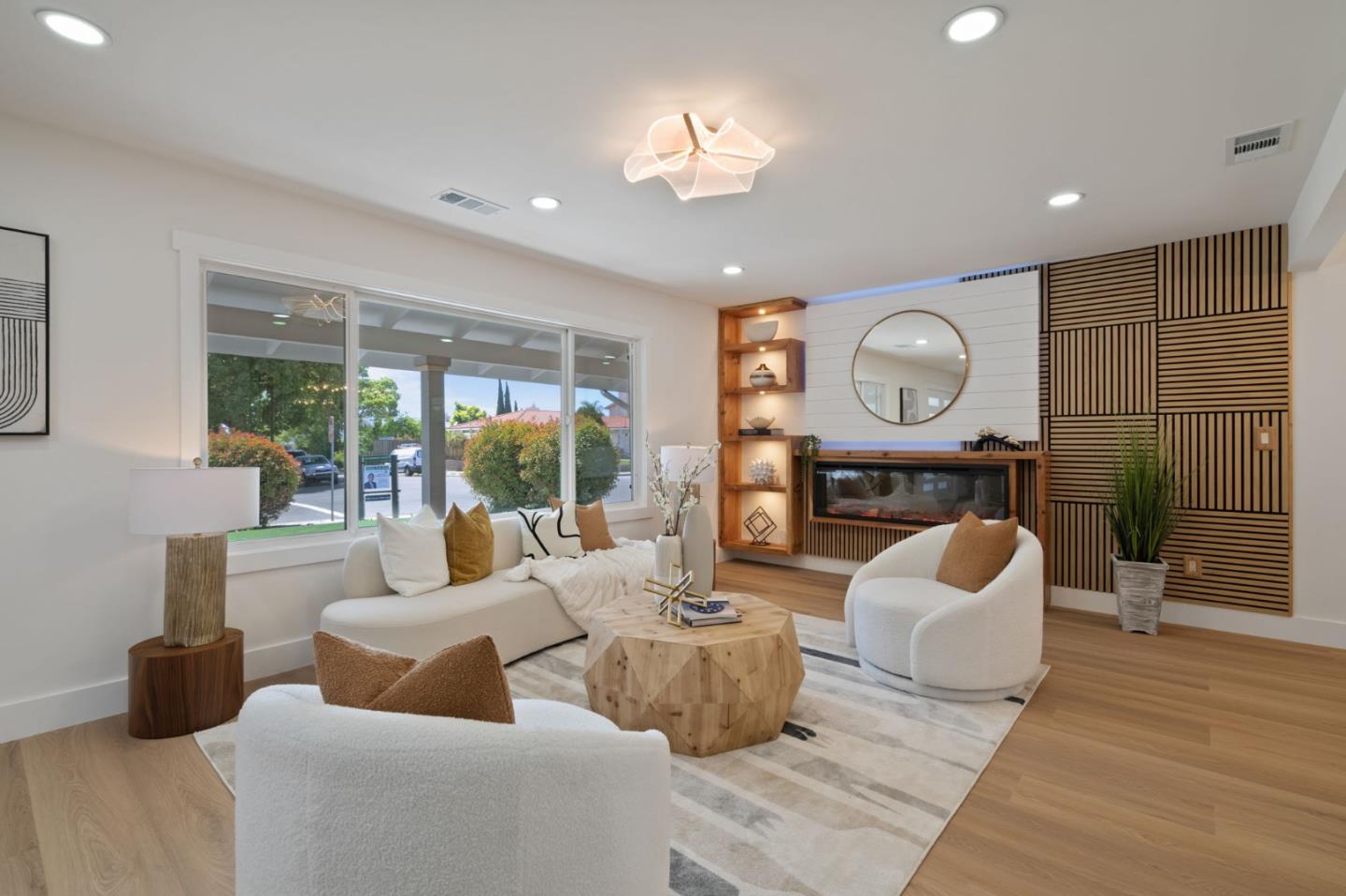 Detail Gallery Image 8 of 39 For 3516 Cuesta Dr, San Jose,  CA 95148 - 3 Beds | 2 Baths