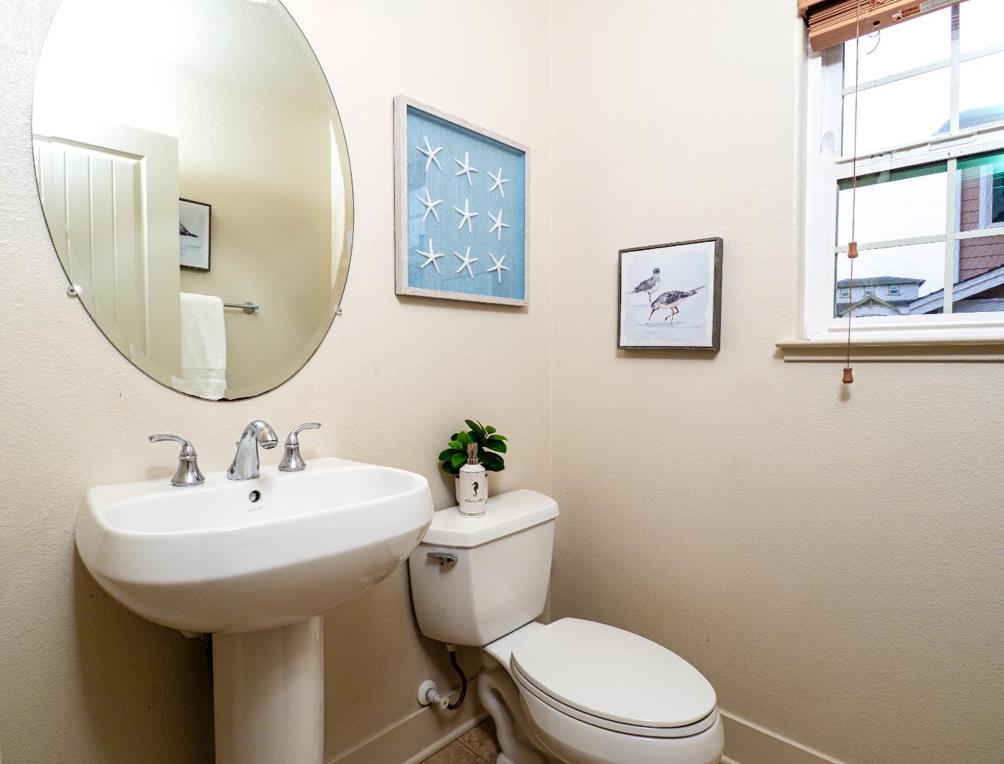 Detail Gallery Image 17 of 45 For 391 Sycamore St, Pacifica,  CA 94044 - 4 Beds | 3/1 Baths