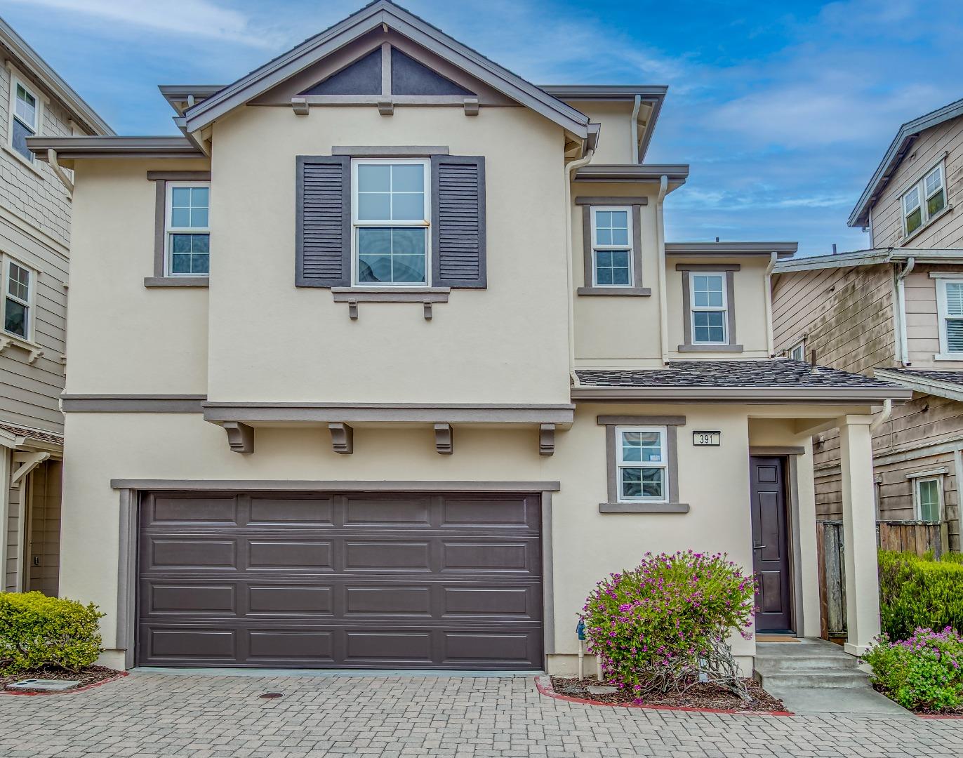 Detail Gallery Image 2 of 45 For 391 Sycamore St, Pacifica,  CA 94044 - 4 Beds | 3/1 Baths