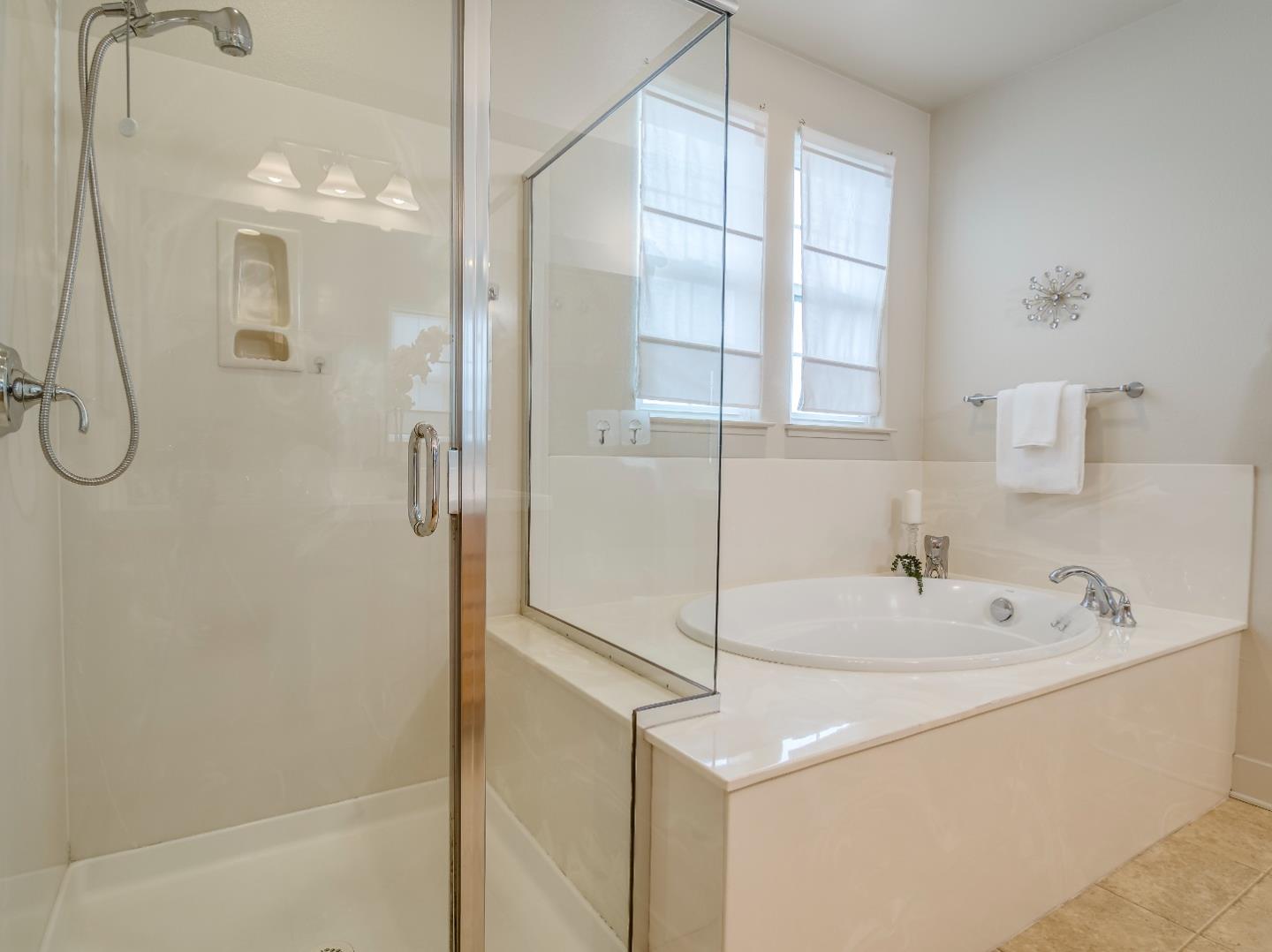 Detail Gallery Image 24 of 45 For 391 Sycamore St, Pacifica,  CA 94044 - 4 Beds | 3/1 Baths