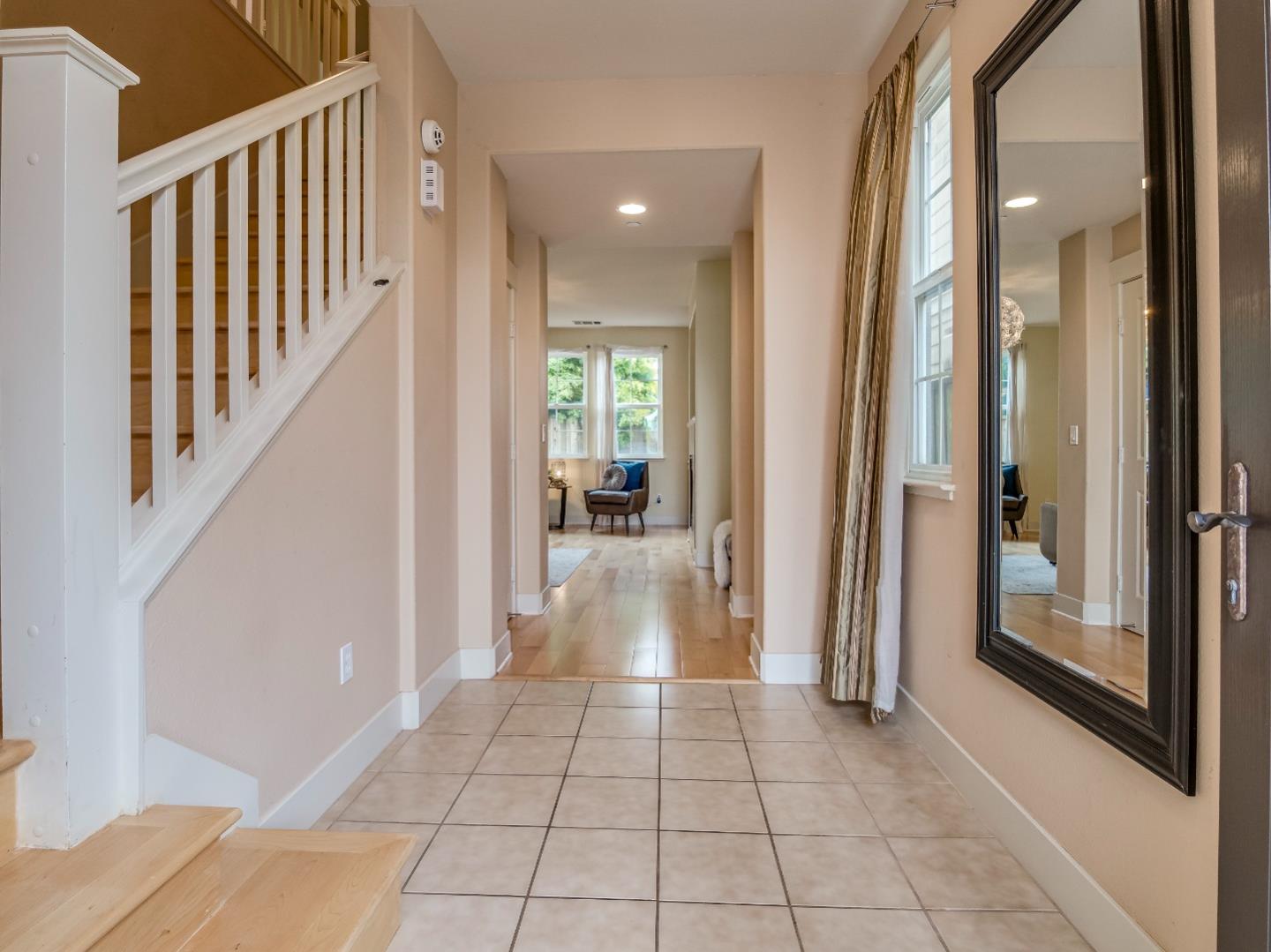 Detail Gallery Image 4 of 45 For 391 Sycamore St, Pacifica,  CA 94044 - 4 Beds | 3/1 Baths