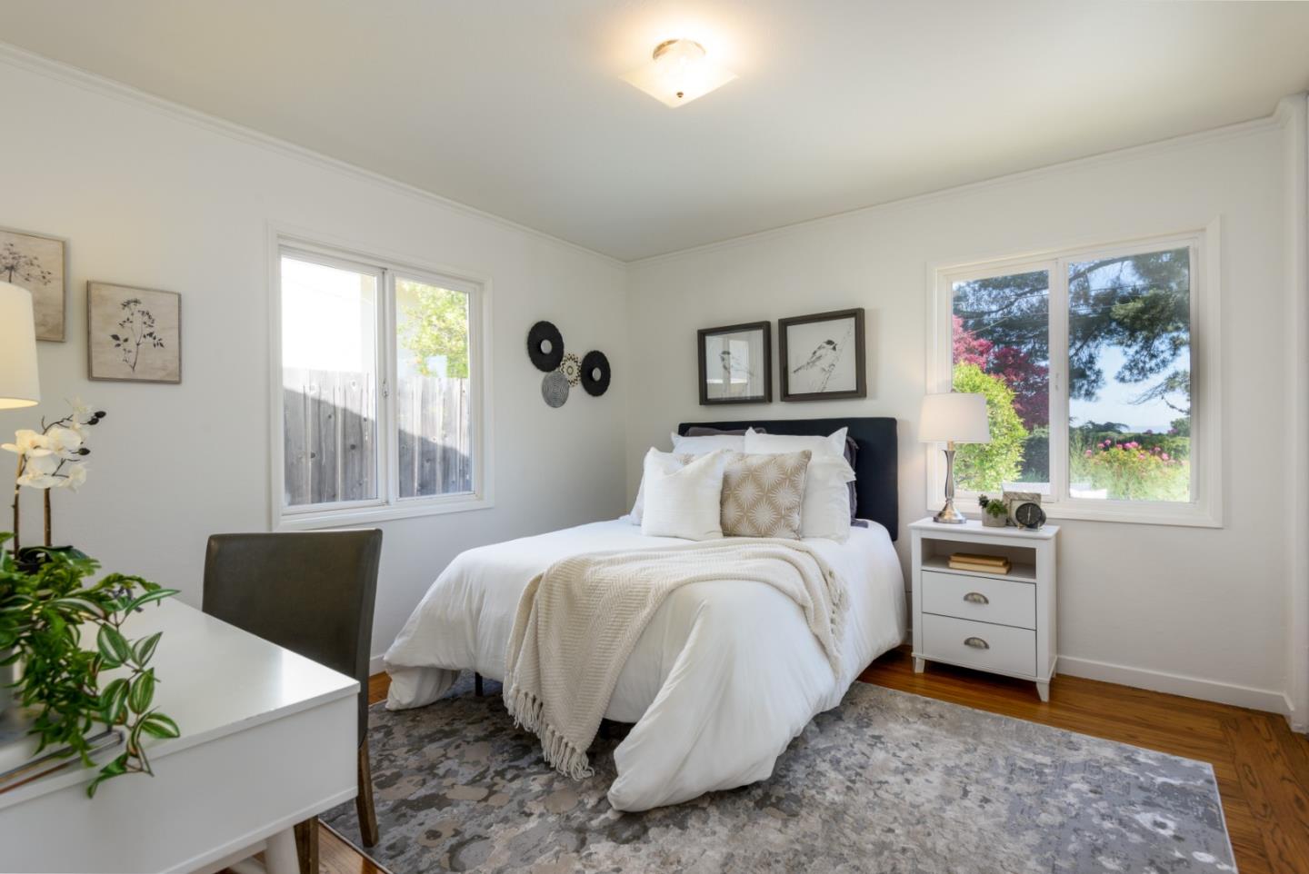 Detail Gallery Image 9 of 16 For 3223 Monterey St, San Mateo,  CA 94403 - 3 Beds | 1/1 Baths