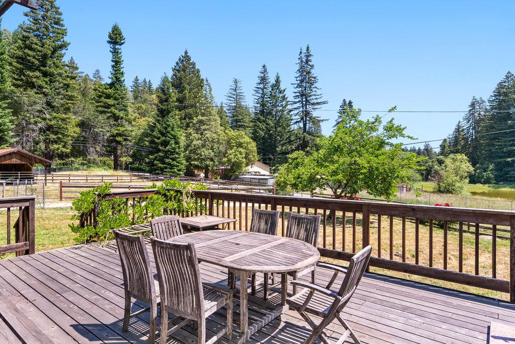 Detail Gallery Image 23 of 38 For 50 Nichols Dr, Santa Cruz,  CA 95060 - 3 Beds | 2 Baths