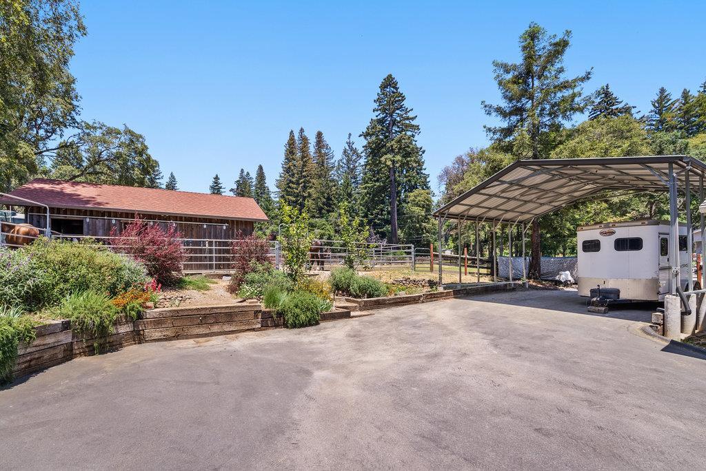 Detail Gallery Image 9 of 38 For 50 Nichols Dr, Santa Cruz,  CA 95060 - 3 Beds | 2 Baths