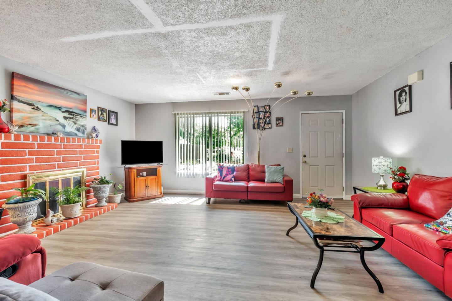 Detail Gallery Image 7 of 40 For 324 Barros St, Patterson,  CA 95363 - 3 Beds | 2 Baths