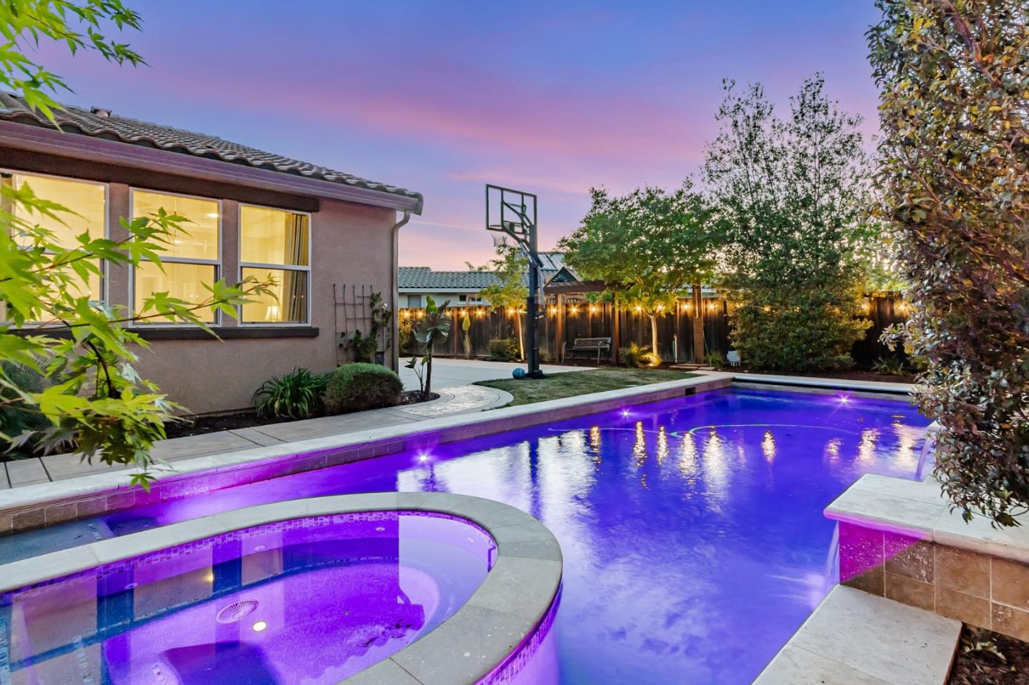 Detail Gallery Image 21 of 25 For 1660 Martinez Way, Morgan Hill,  CA 95037 - 4 Beds | 3 Baths