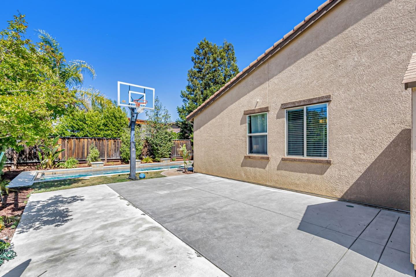 Detail Gallery Image 25 of 25 For 1660 Martinez Way, Morgan Hill,  CA 95037 - 4 Beds | 3 Baths